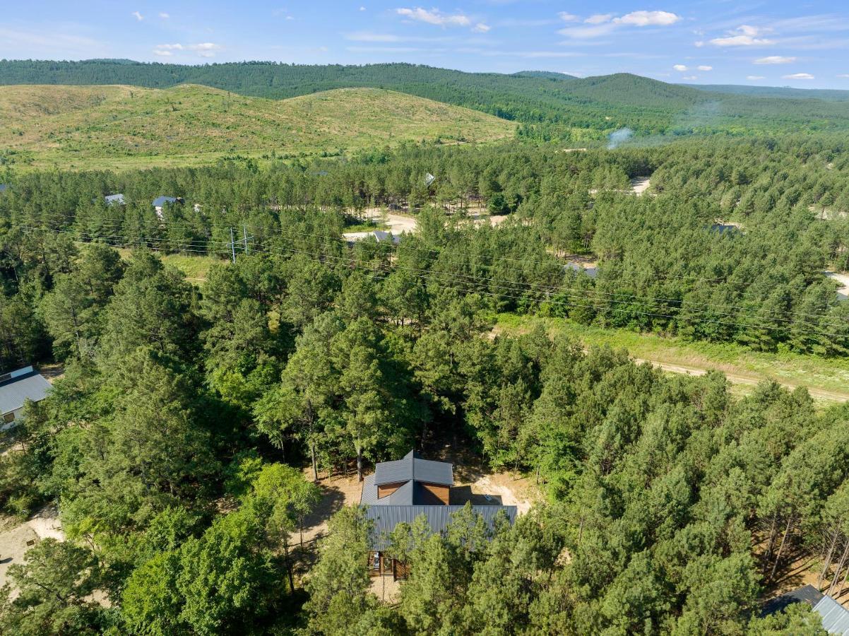 فيلا Bright Modern Luxury - Broken Bow Dream Retreat المظهر الخارجي الصورة